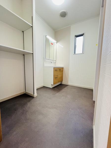 �_�ސ쌧������s��̒��È�ˌ��Ă̐��ʑ�E���ʏ�