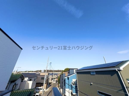 �_�ސ쌧������s���c1���ڂ̐V�z��ˌ��Ă̏Z�˂���̒��]�ʐ^