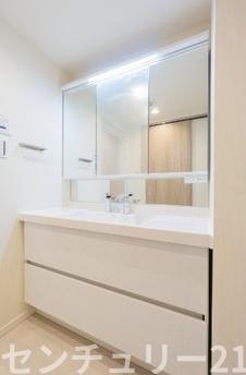 �_�ސ쌧����s�쓡��̒��Ã}���V�����̐��ʑ�E���ʏ�