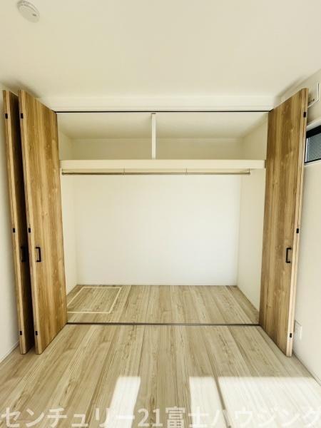 �_�ސ쌧������s�H��1���ڂ̐V�z��ˌ��Ă̎��[