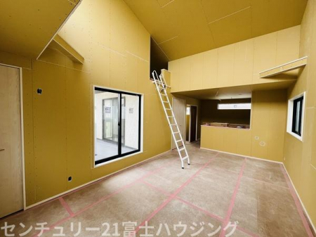 _ސ쌧sac3ڂ̐VzˌẴrO