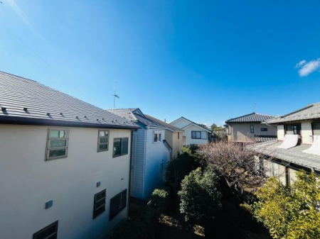 �_�ސ쌧������s�����u1���ڂ̐V�z��ˌ��Ă̏Z�˂���̒��]�ʐ^