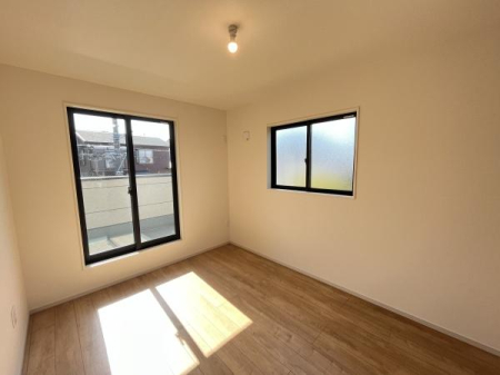 �_�ސ쌧������s�{��5���ڂ̐V�z��ˌ��Ă̗m��