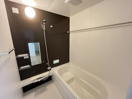 �_�ސ쌧������s�{��5���ڂ̐V�z��ˌ��Ă̗���