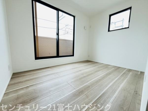 �_�ސ쌧������s����1���ڂ̐V�z��ˌ��Ẵ��r���O�ȊO�̋���