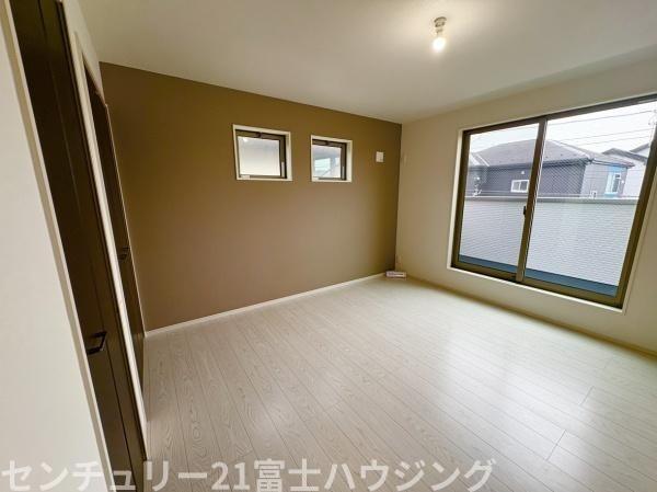 �_�ސ쌧������s����1���ڂ̐V�z��ˌ��Ă̗m��