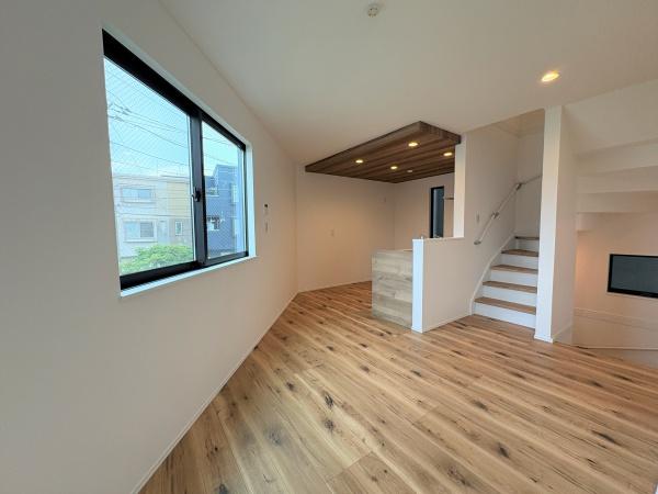 _ސ쌧sl|1ڂ̐VzˌẴrO