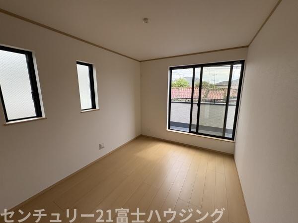 �_�ސ쌧������s����2���ڂ̐V�z��ˌ��Ă̗m��