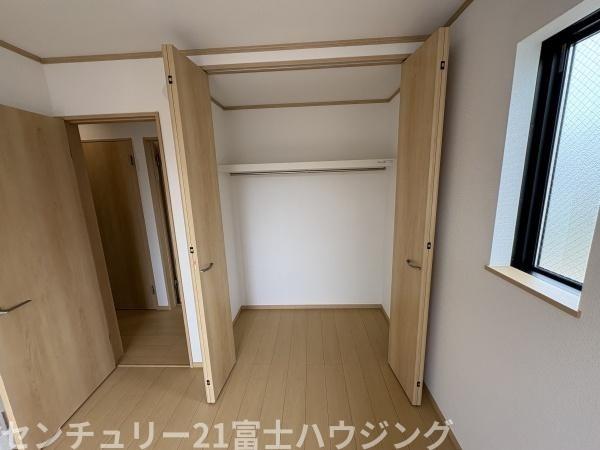 �_�ސ쌧������s����2���ڂ̐V�z��ˌ��Ă̎��[