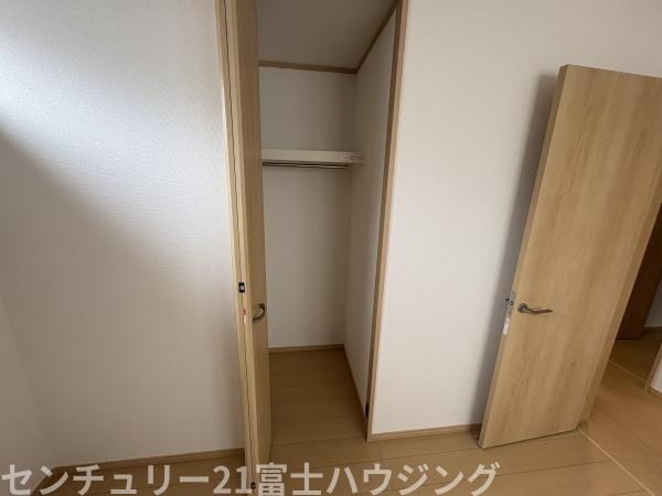 �_�ސ쌧������s����2���ڂ̐V�z��ˌ��Ă̎��[