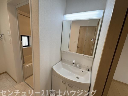 �_�ސ쌧������s����2���ڂ̐V�z��ˌ��Ă̐��ʑ�E���ʏ�