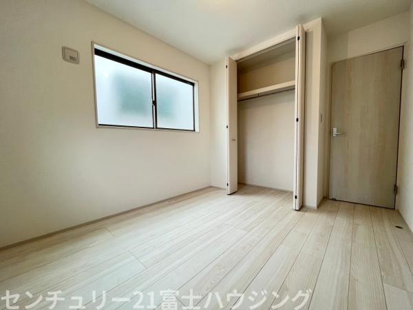 _ސ쌧sғ1ڂ̐VzˌĂ̎q