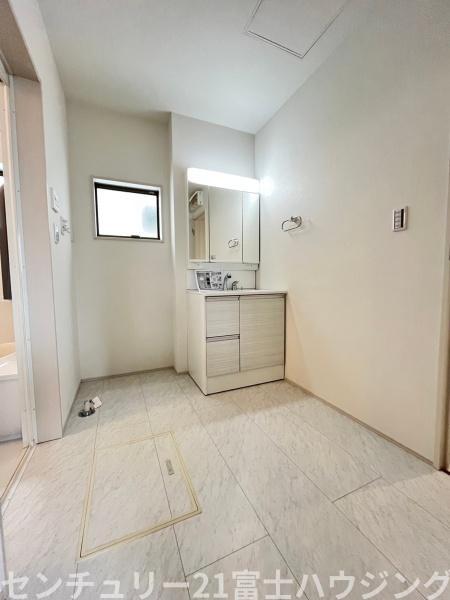 _ސ쌧sғ1ڂ̐VzˌĂ̐ʑEʏ