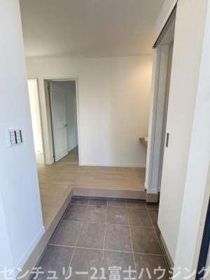 �_�ސ쌧������s����5���ڂ̐V�z��ˌ��Ă̌���