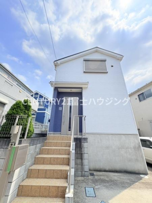 神奈川県藤沢市西富の中古一戸建ての現地外観写真