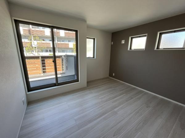 �_�ސ쌧������s���5���ڂ̐V�z��ˌ��Ă̗m��