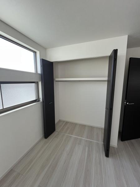 �_�ސ쌧������s���5���ڂ̐V�z��ˌ��Ă̎��[