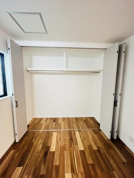 �_�ސ쌧������s�l�{��̐V�z��ˌ��Ă̎��[