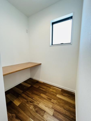 �_�ސ쌧������s�l�{��̐V�z��ˌ��Ă̂��̑�����