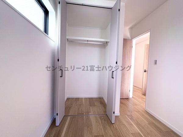 �_�ސ쌧������s�l�{��̐V�z��ˌ��Ă̎��[