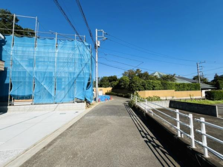 _ސ쌧s2ڂ̐VzˌĂ̑OʓH܂ތnʐ^