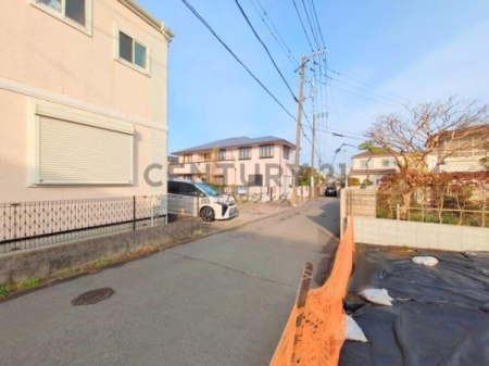 _ސ쌧s{2ڂ̐VzˌĂ̑OʓH܂ތnʐ^