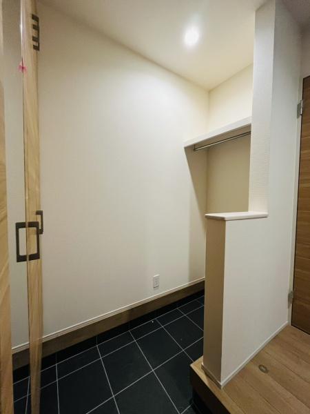 �_�ސ쌧������s�l�{��̐V�z��ˌ��Ă̎��[