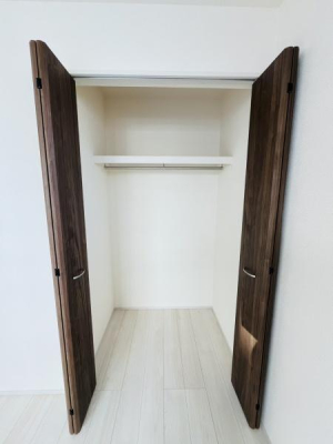 �_�ސ쌧������s�l�{��̐V�z��ˌ��Ă̎��[