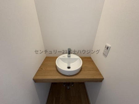 _ސ쌧s5ڂ̐VzˌĂ̐ʑEʏ