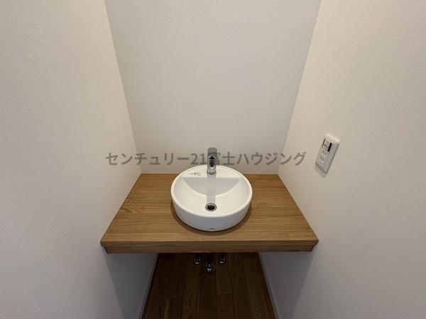 _ސ쌧s5ڂ̐VzˌĂ̐ʑEʏ