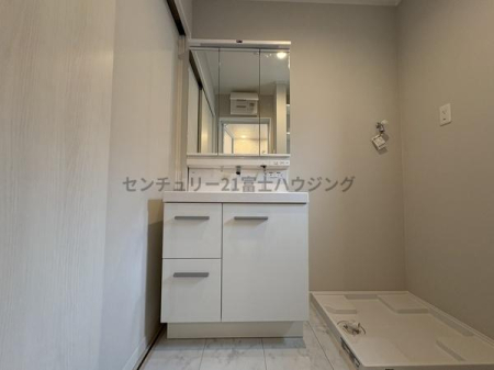 _ސ쌧s5ڂ̐VzˌĂ̐ʑEʏ