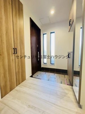 �_�ސ쌧������s�H��1���ڂ̐V�z��ˌ��Ă̌���