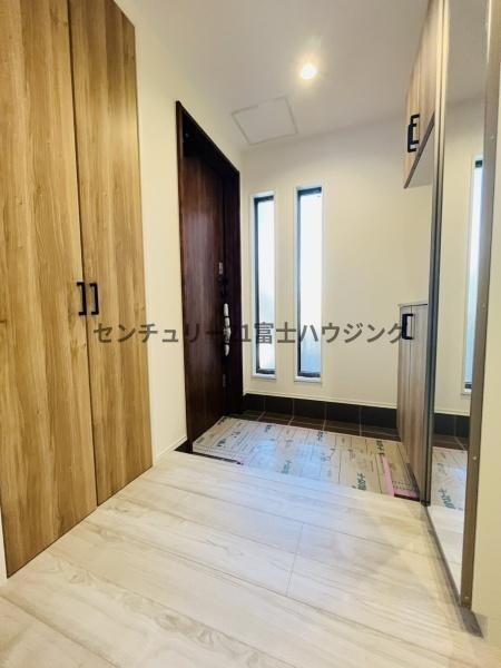 �_�ސ쌧������s�H��1���ڂ̐V�z��ˌ��Ă̌���