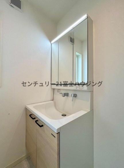 _ސ쌧sH4ڂ̐VzˌĂ̐ʑEʏ