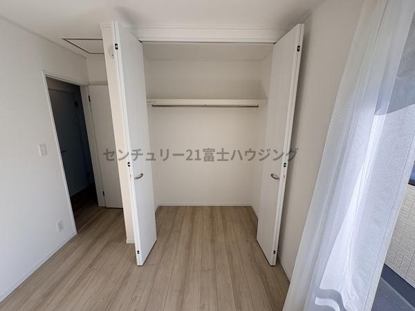 �_�ސ쌧������s������2���ڂ̐V�z��ˌ��Ă̎��[