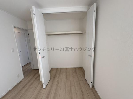 �_�ސ쌧������s������2���ڂ̐V�z��ˌ��Ă̎��[