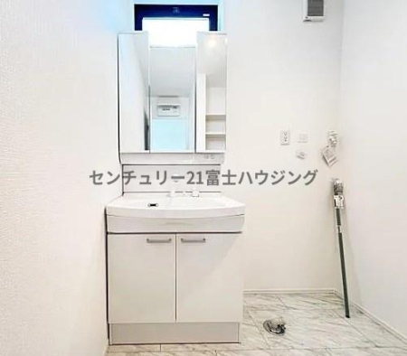 _ސ쌧sғ2ڂ̐VzˌĂ̐ʑEʏ