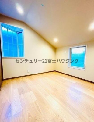 _ސ쌧lshѓ̒ÈˌĂ̎q