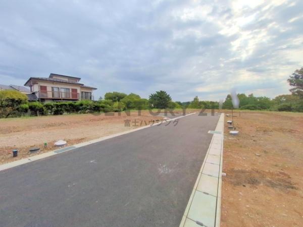 _ސ쌧s{2ڂ̓yn̑OʓH܂ތnʐ^