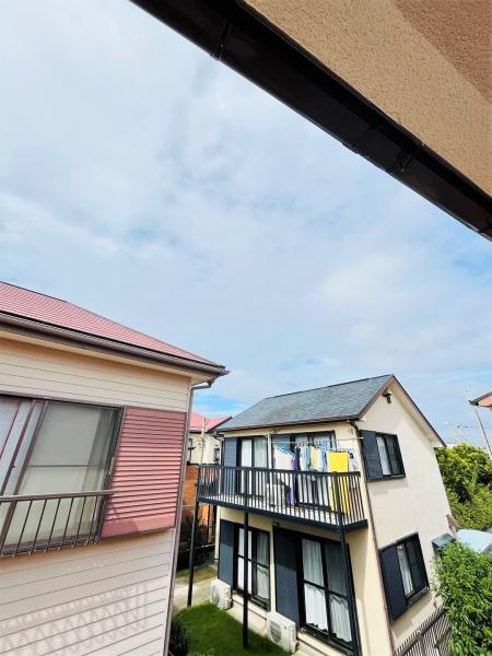 �_�ސ쌧����s�����C��5���ڂ̒��Ã}���V�����̏Z�˂���̒��]�ʐ^