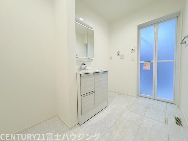 _ސ쌧sT̐VzˌĂ̐ʑEʏ