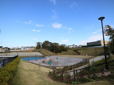 �_�ސ쌧����s�勘�̓y�n�̎��ӊ�