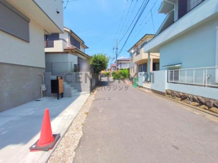 _ސ쌧sac1ڂ̐VzˌĂ̑OʓH܂ތnʐ^