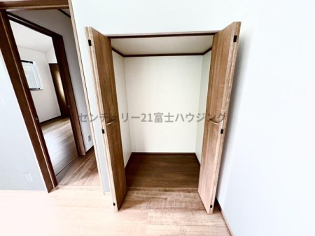 �_�ސ쌧������s���C�ݓ�4���ڂ̐V�z��ˌ��Ă̎��[