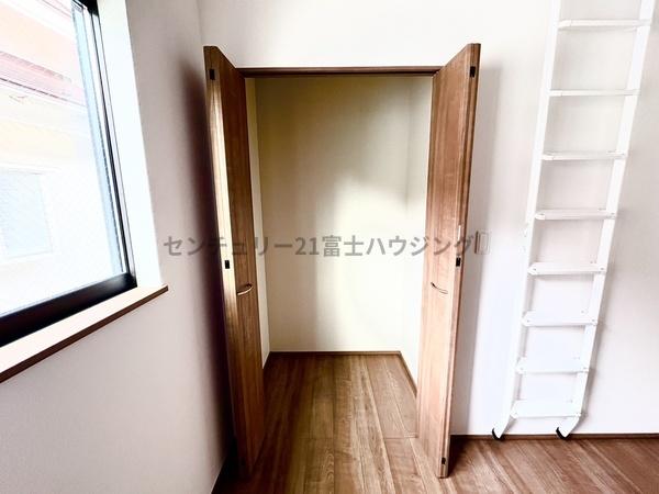 �_�ސ쌧������s���C�ݓ�4���ڂ̐V�z��ˌ��Ă̎��[