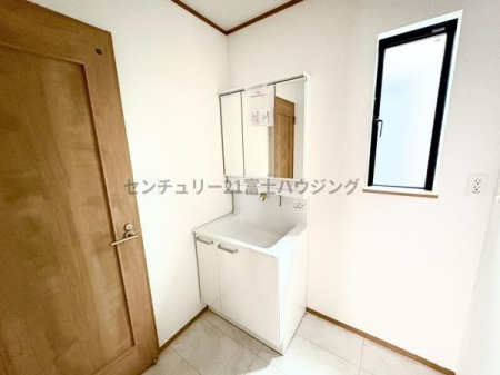 �_�ސ쌧������s���C�ݓ�4���ڂ̐V�z��ˌ��Ă̐��ʑ�E���ʏ�