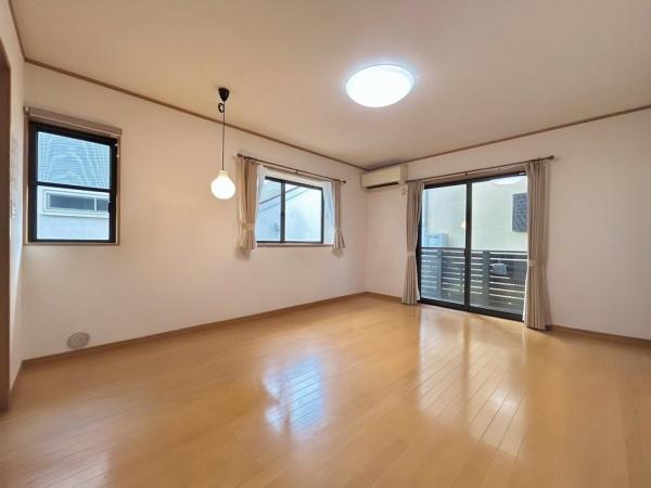 _ސ쌧s4ڂ̒ÈˌẴrO