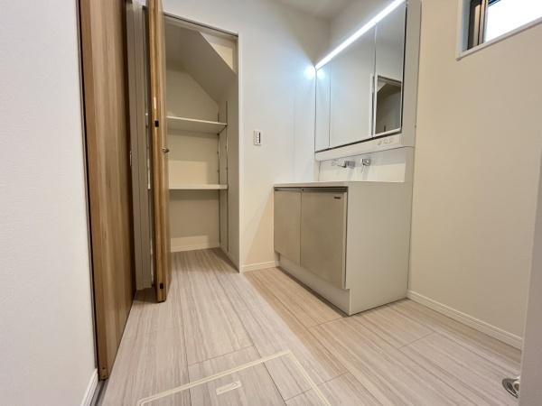 �_�ސ쌧������s�Ï��̐V�z��ˌ��Ă̐��ʑ�E���ʏ�