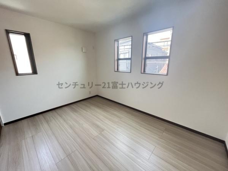 �_�ސ쌧������s�H��3���ڂ̐V�z��ˌ��Ă̗m��