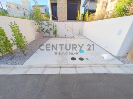 �_�ސ쌧����s�А��R5���ڂ̐V�z��ˌ��Ă̒��ԏ�